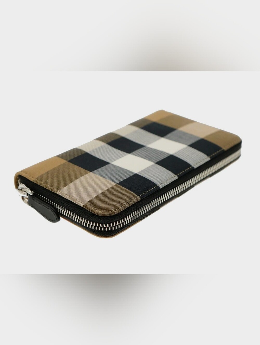 NWT Burberry Novacheck Ziparound Wallet w/SHW - Picture 6 of 11